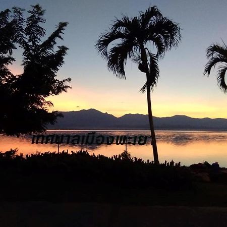 Kwan Phayao Lake House Esterno foto